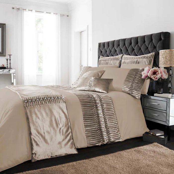 Noa No Pattern Duvet Cover Set with Pillowcases