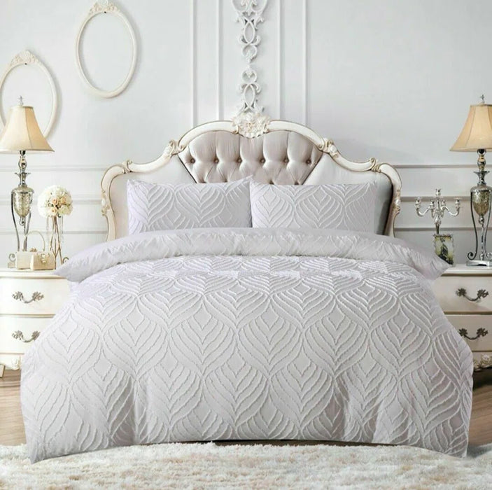 Garnes Polyester Damask Duvet Cover Set with Pillowcases