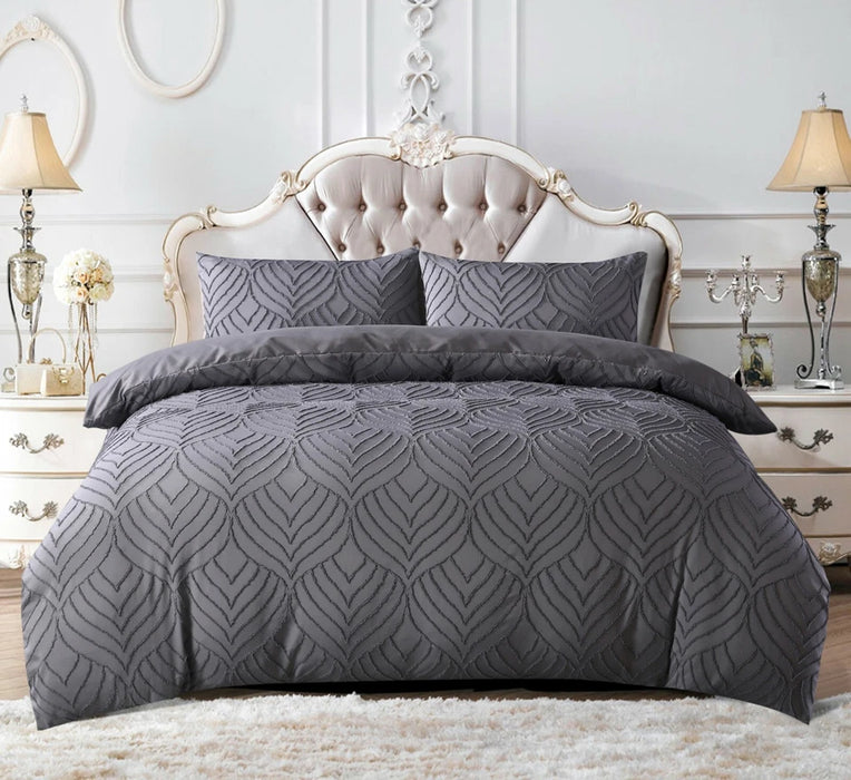Duvet Cover Set - Luxurious Tufted Microfibre Design - Samanta Factory