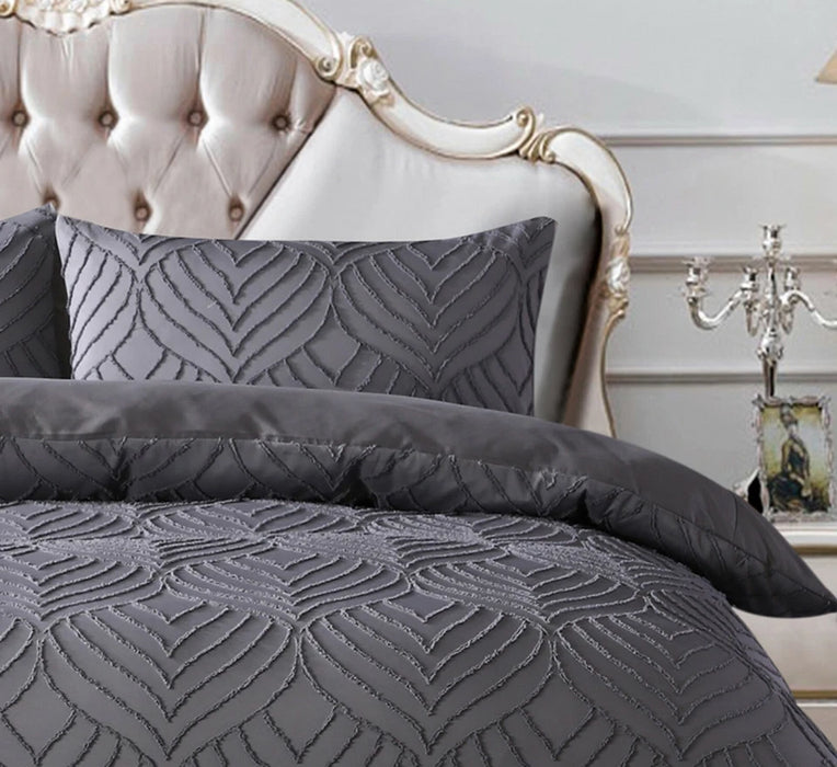 Duvet Cover Set - Luxurious Tufted Microfibre Design - Samanta Factory