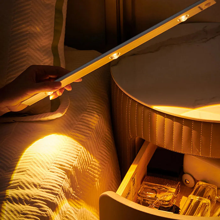 Motion Sensor Light – Ultra-Thin Wireless LED for Cabinets & Wardrobes - Samanta Factory