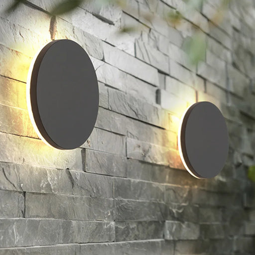 IP65 waterproof outdoor LED wall lamp for garden, patio, or entrance lighting