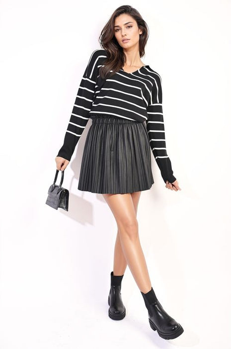ikrush-cecelia-striped-knitted-jumper-1699627105-DSC7447.png